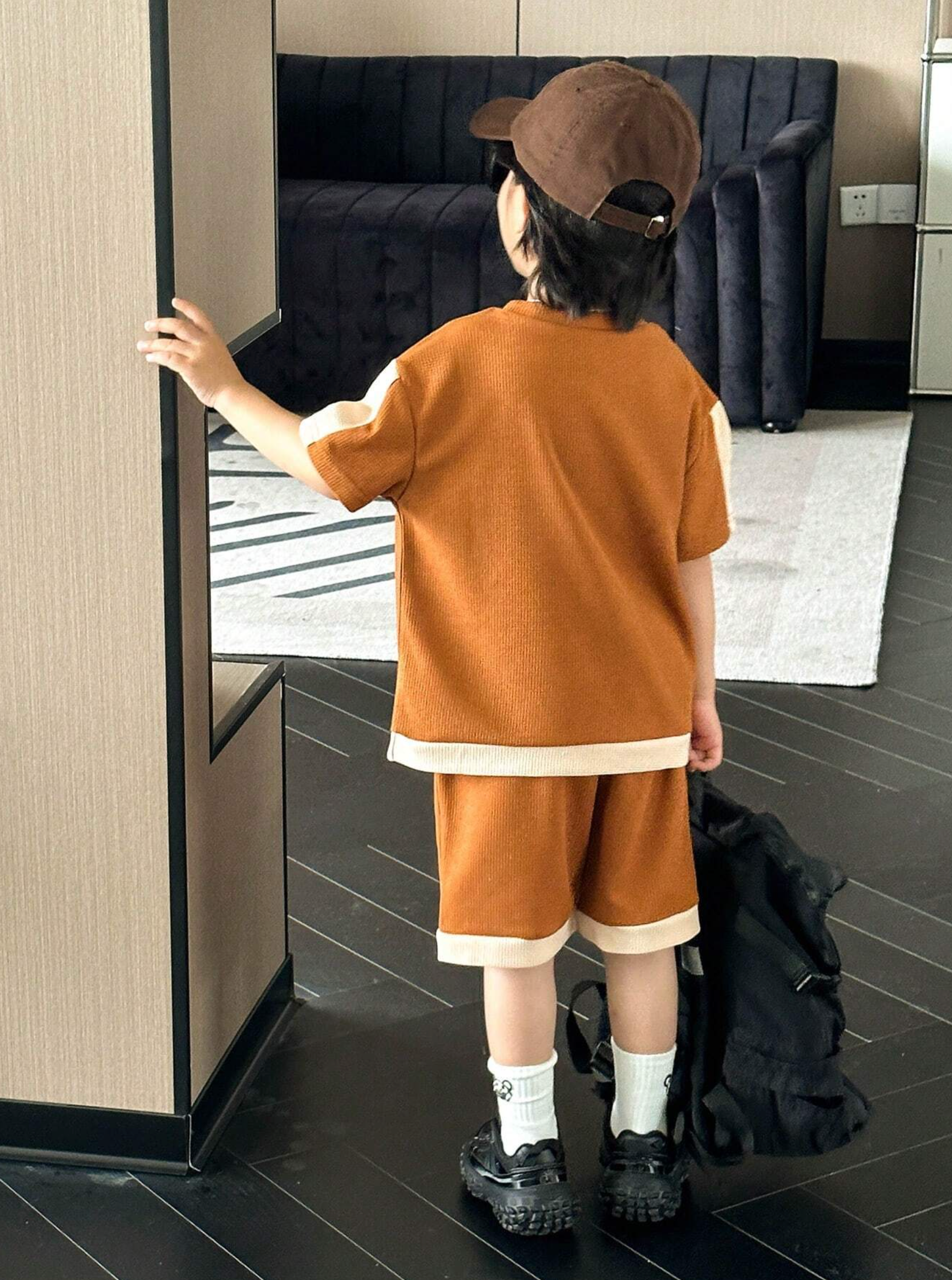 Kid's Orange and white Double Pocket T-Shirt &amp; Shorts Two Piece Set For Boys.