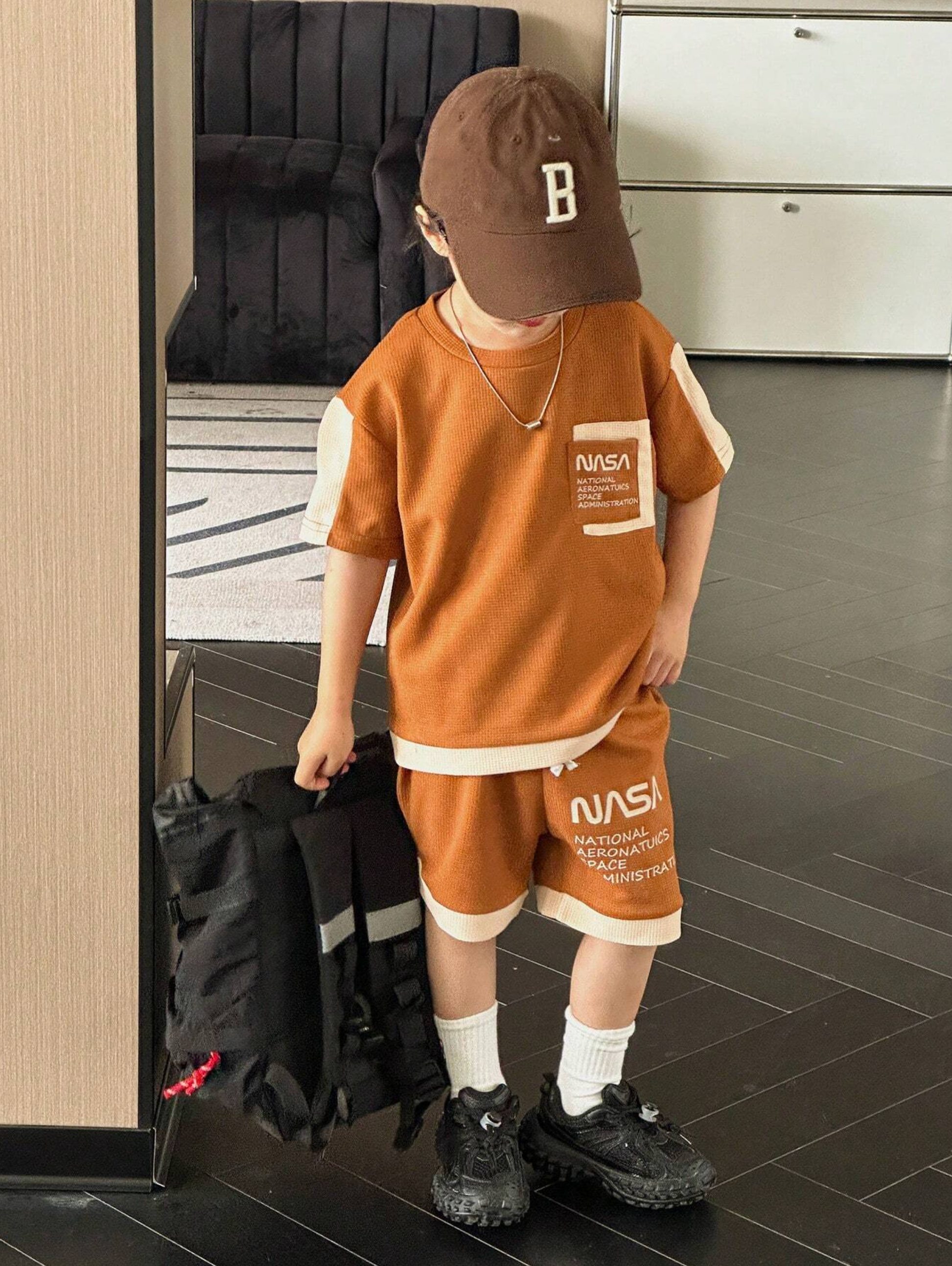 Kid's Orange and white Double Pocket T-Shirt &amp; Shorts Two Piece Set For Boys.