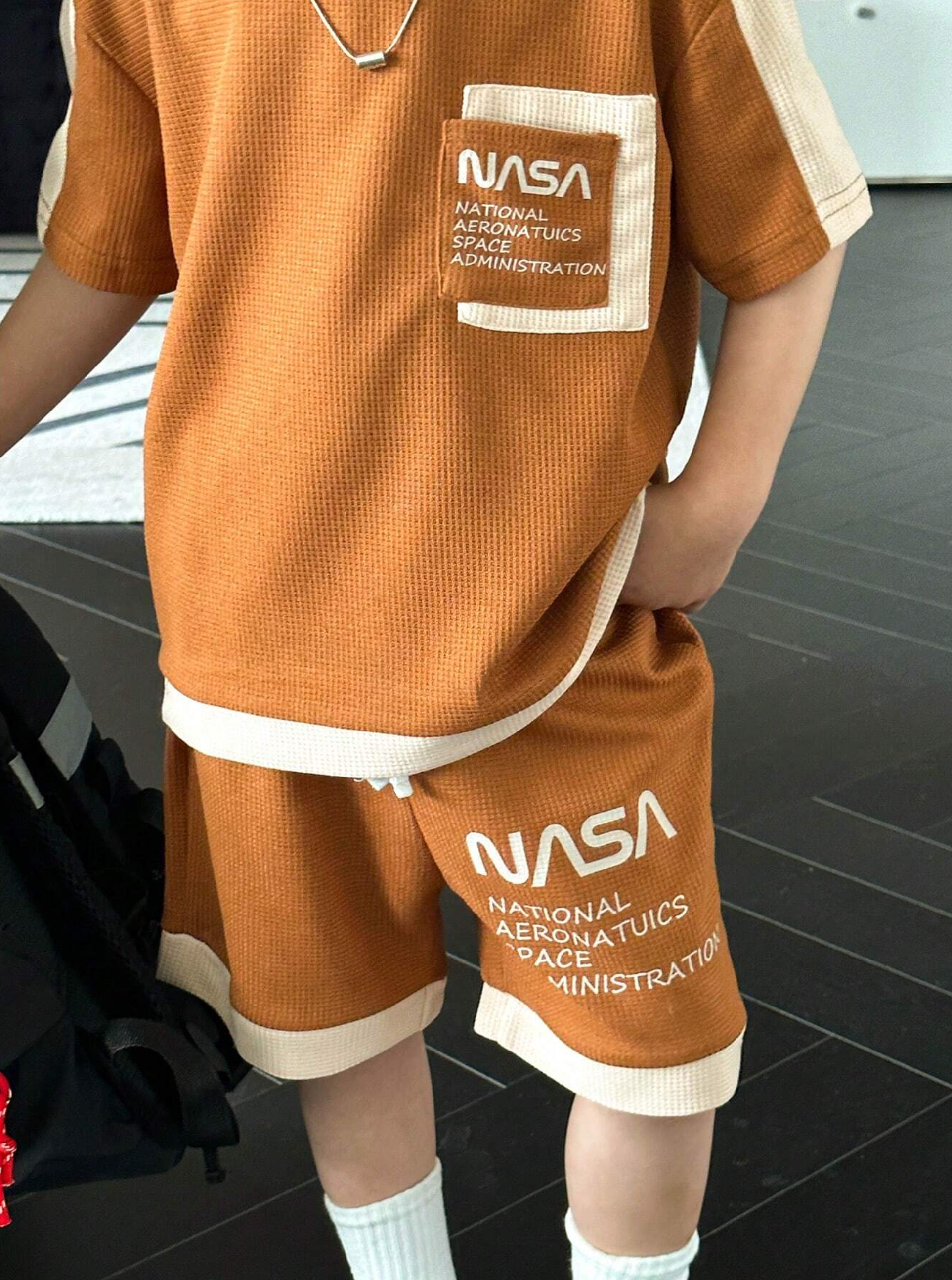 Kid's Orange and white Double Pocket T-Shirt &amp; Shorts Two Piece Set For Boys.