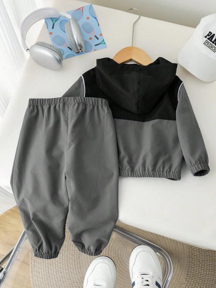 Stylish Baby's Black-grey Paris Printed Full Sleeve T-shirt With Pant.