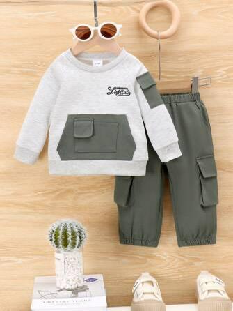 Kids Green Pocket Front Stylish Full Sleeve T-shirt With Pant.